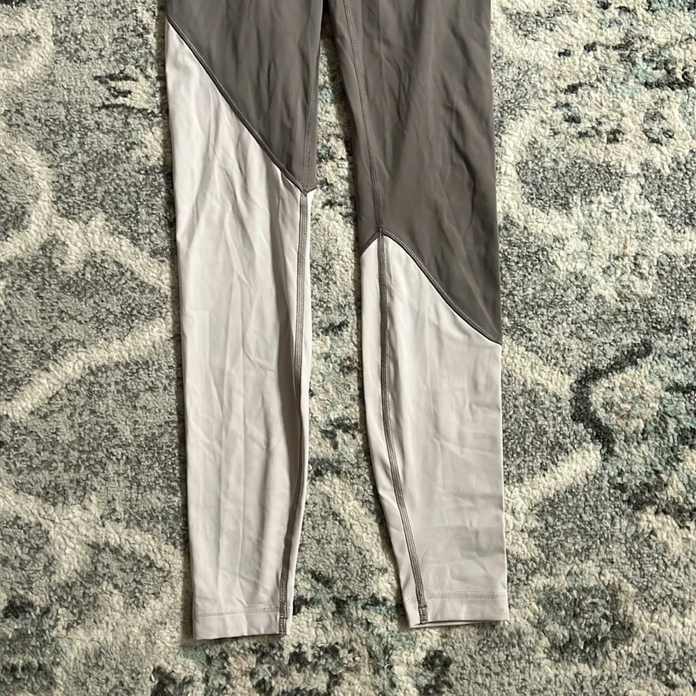 Lululemon Speed Wunder Tight Leggings Size 4